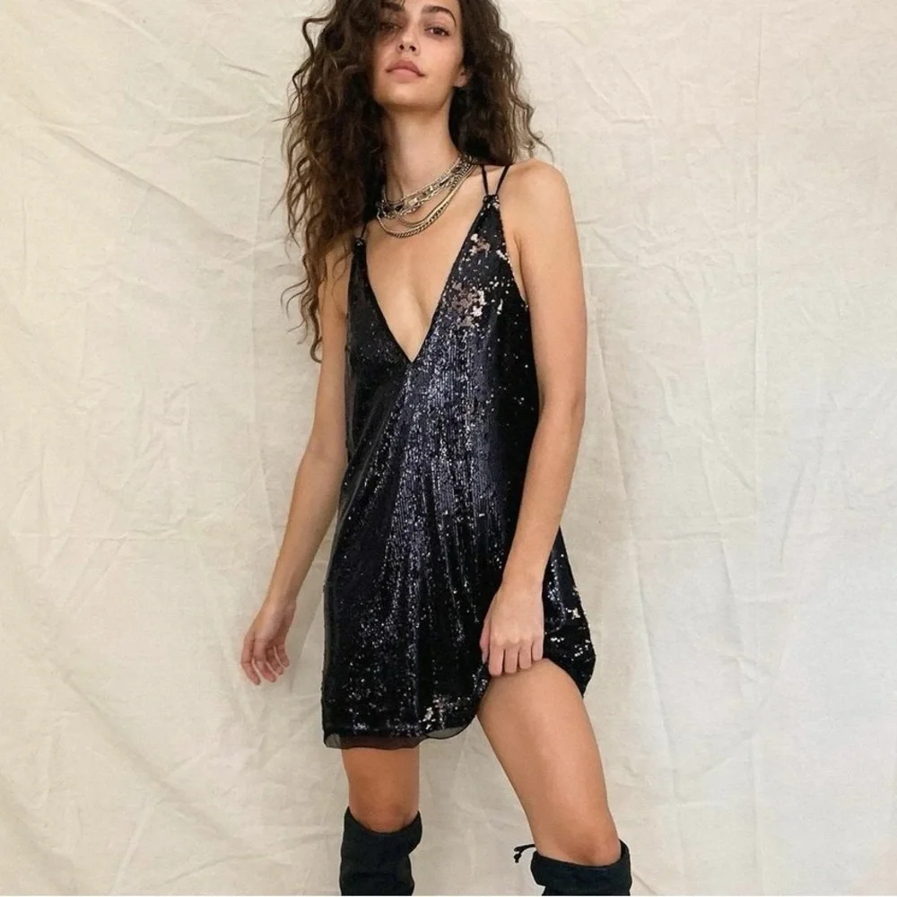 Free People Double Take Sequin Slip Mini Dress Black Rose Combo - Size XS - Picture 1 of 10